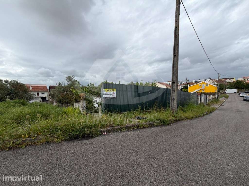 TERRENO URBANO EXCLUSIVO | PORTELA DE AZÓIA | OPORTUNIDADE - Grande imagem: 2/5