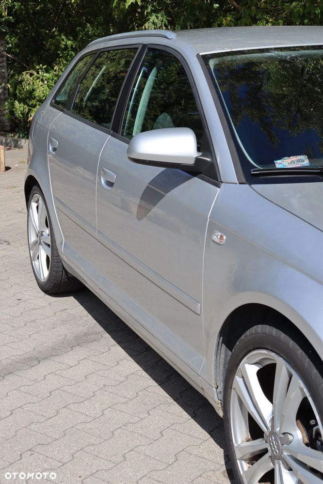Audi A3 Sportback 2.0 FSI Ambiente Tiptr - 8