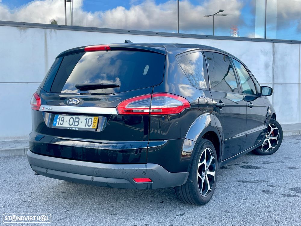 Ford S-Max 2.0 TDCi Titanium 7L 139g - 6