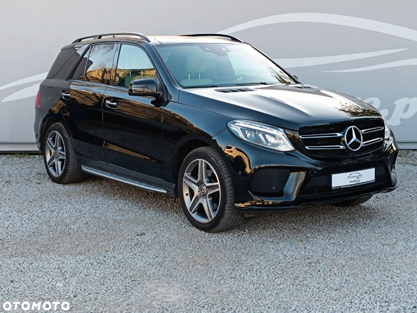 Mercedes-Benz GLE - 15