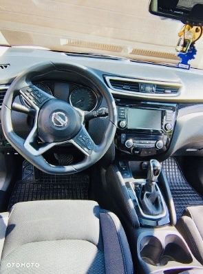 Nissan Qashqai 1.3 DIG-T N-Connecta DCT - 10