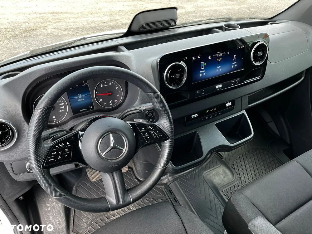 Mercedes-Benz Sprinter 317 - 8