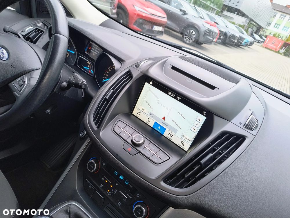 Ford Kuga - 13