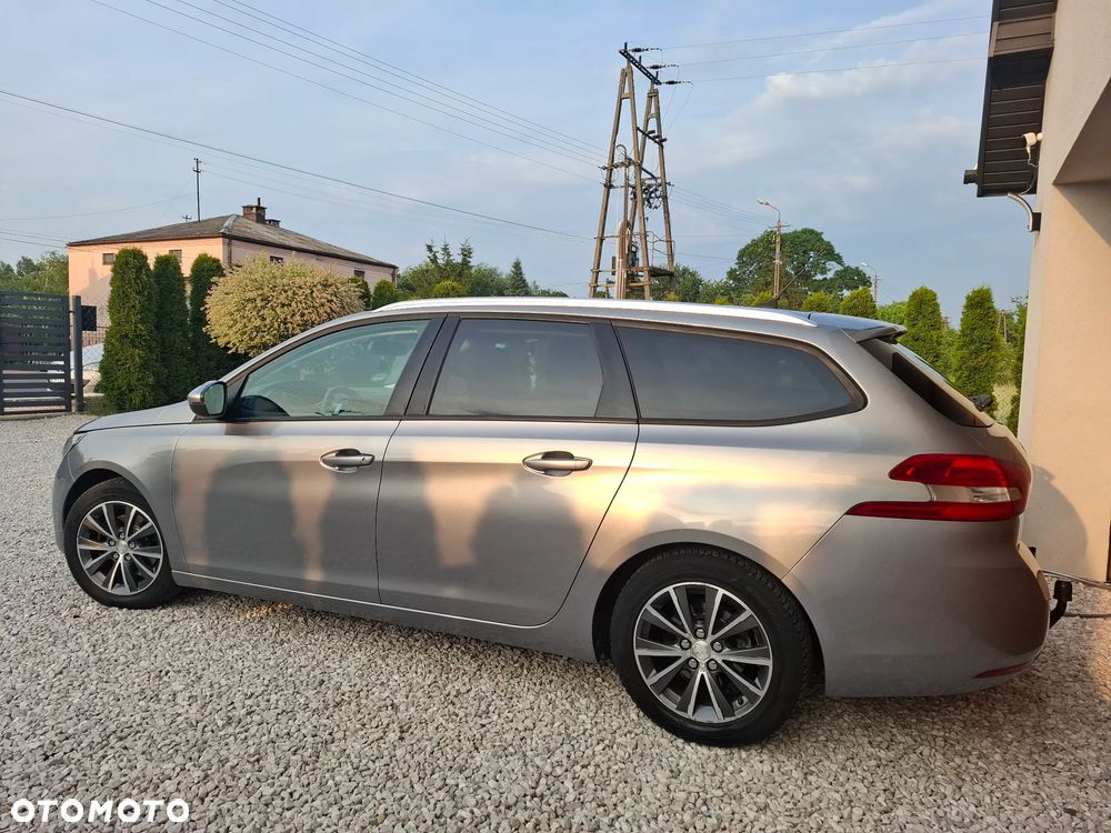 Peugeot 308 1.6 e-HDi Allure S&S - 10