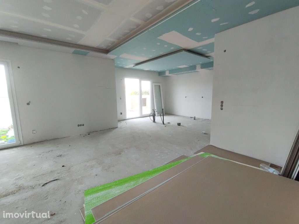 Moradia Isolada T4 com Piscina - Brejos de Azeitão **OFERTA ESCRITU... - Grande imagem: 5/46