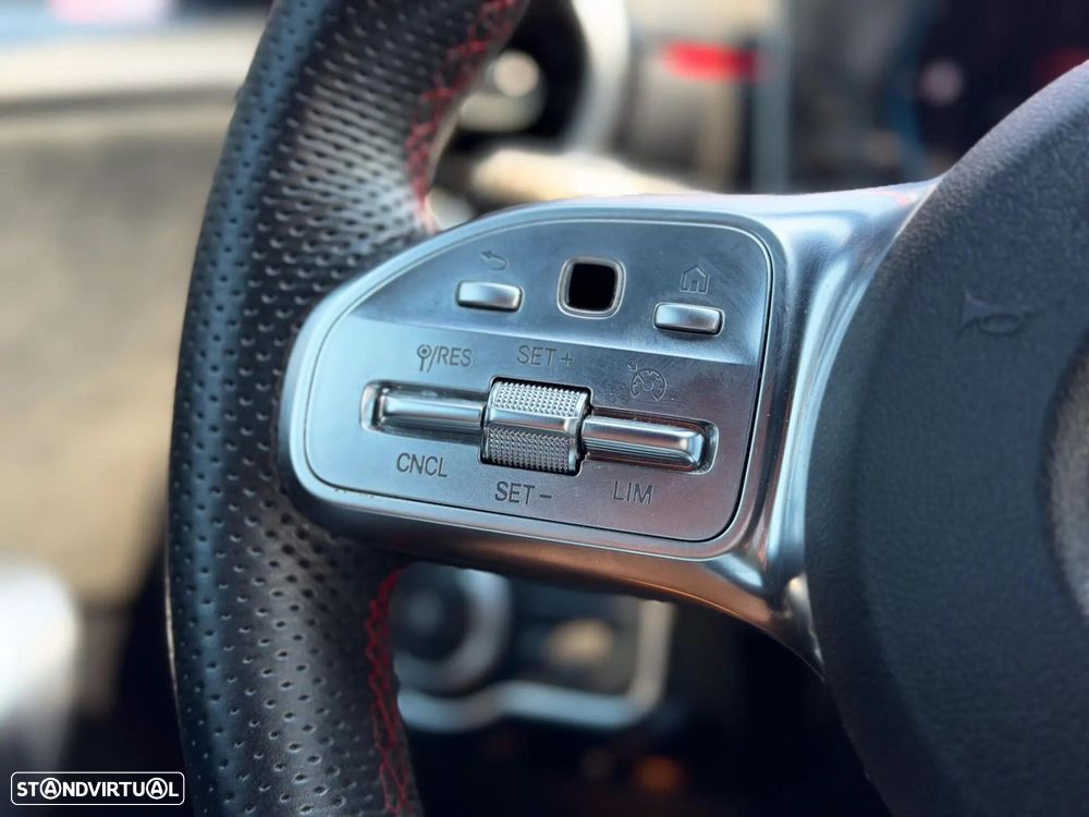 Mercedes-Benz A 180 d AMG Line - 22