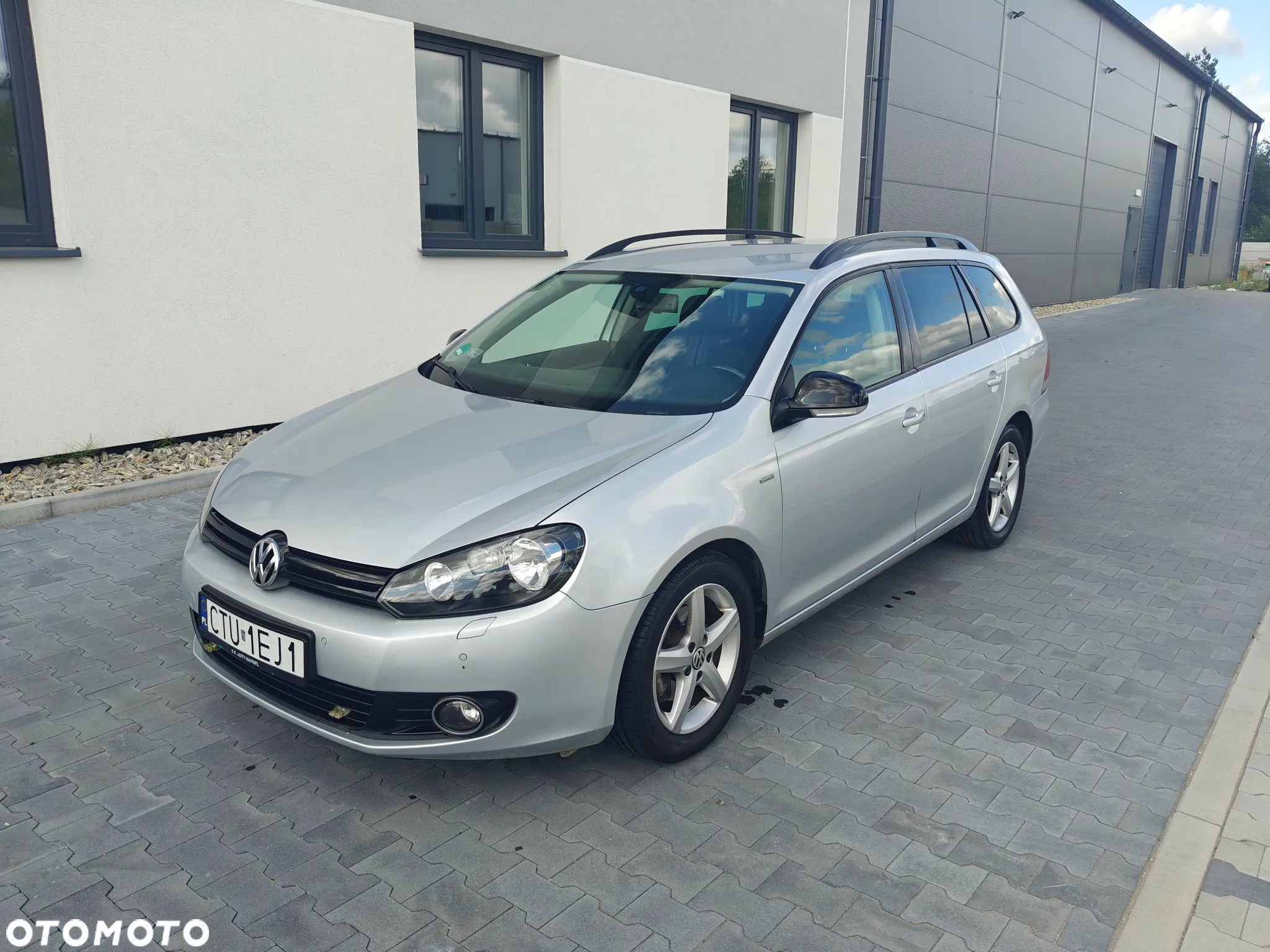 Volkswagen Golf 1.6 TDI DPF DSG MATCH - 3