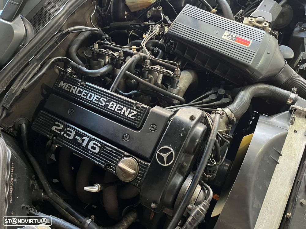 Mercedes-Benz 190 E 2.3 16V - 30