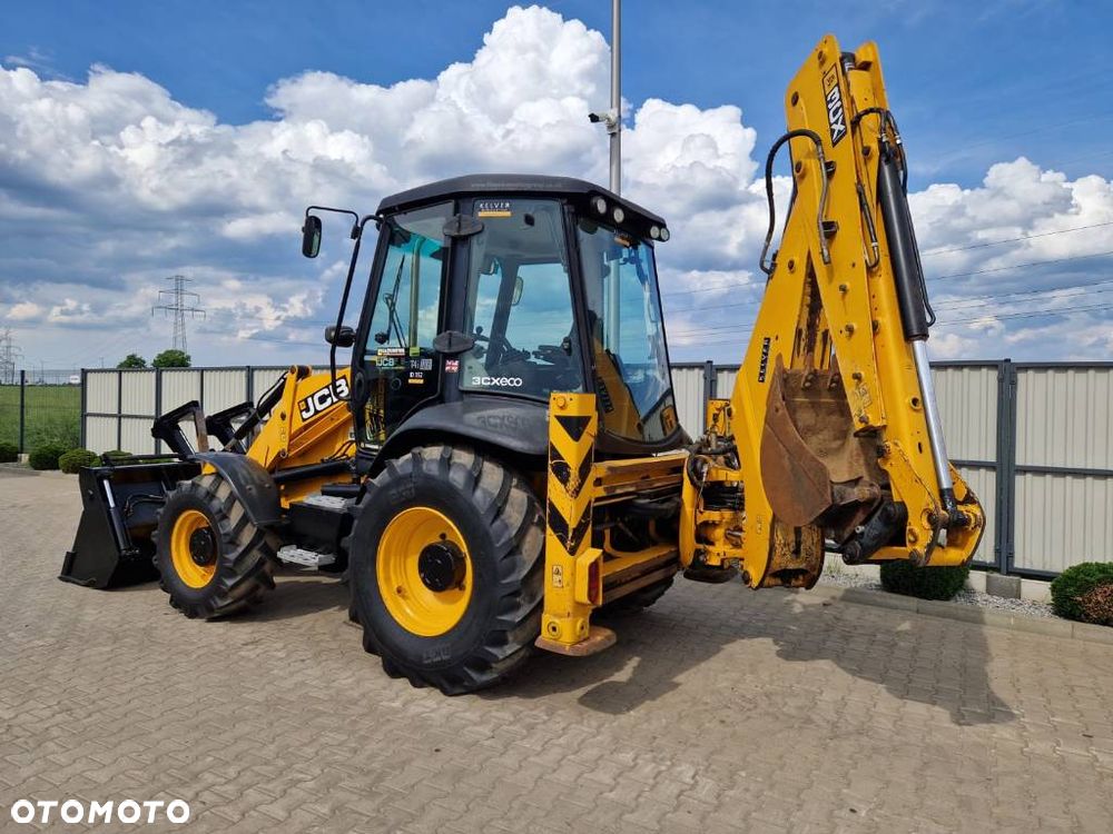 JCB 3CX - 9