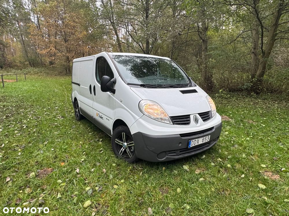 Renault TRAFIC - 1