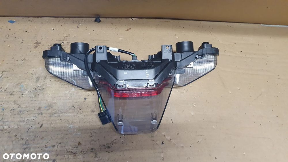 2015 14 15 Honda VFR800 VFR800F Tylne tył  lampa - 4