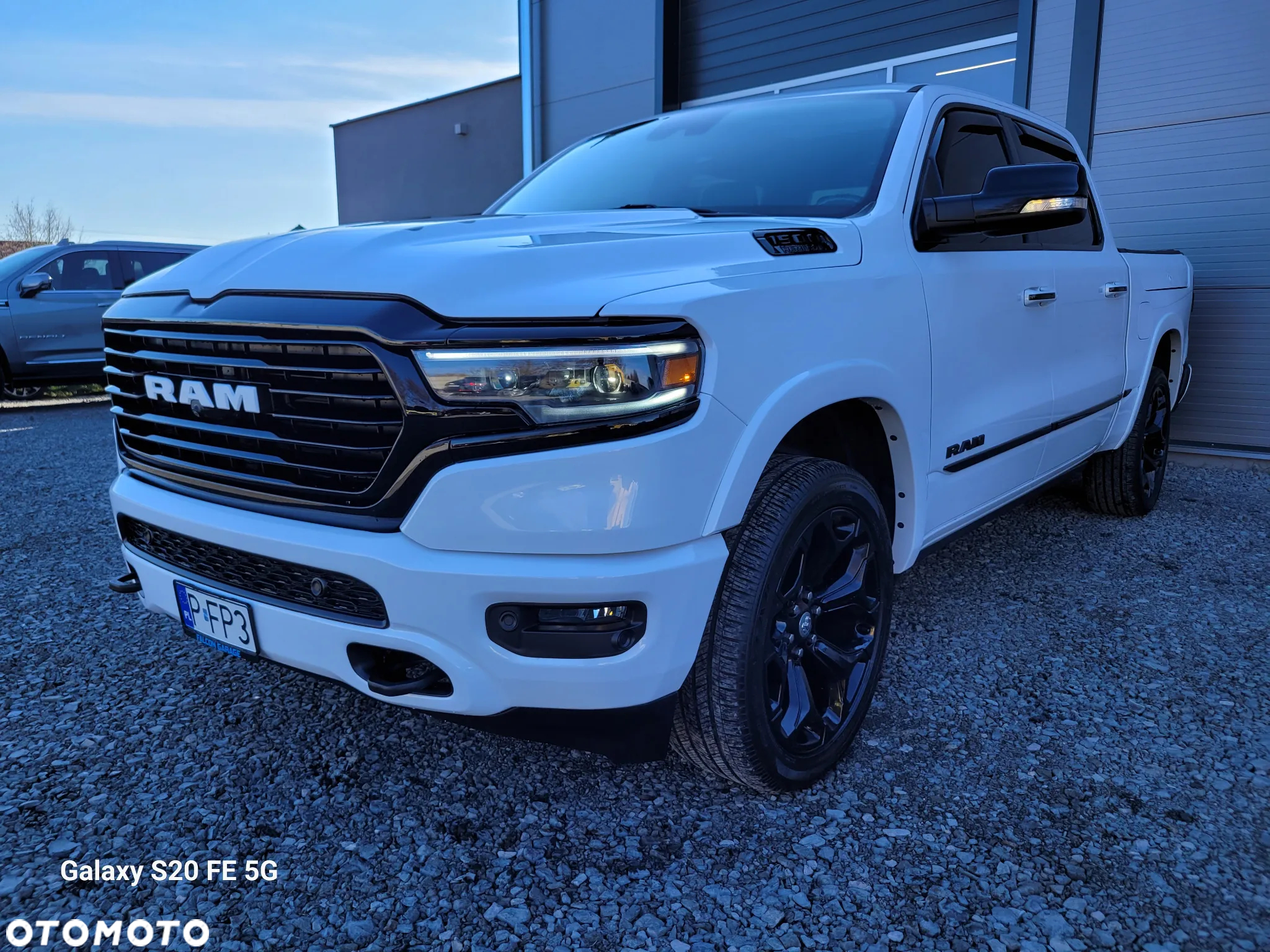 RAM 1500 Crew Cab Limited - 2