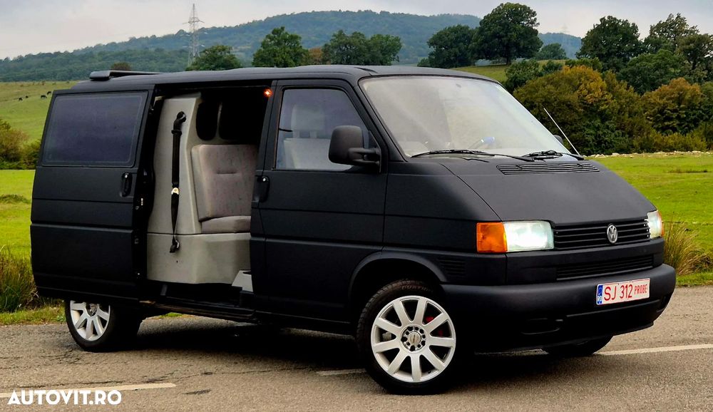 Volkswagen Transporter - 1