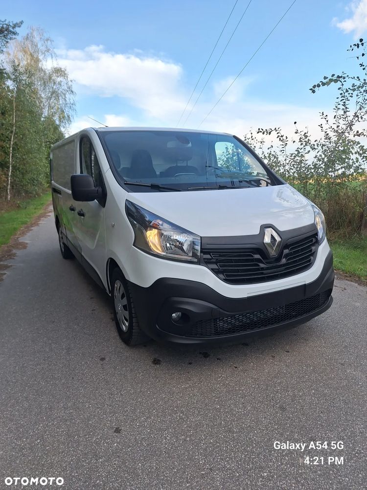 Renault Trafic - 2