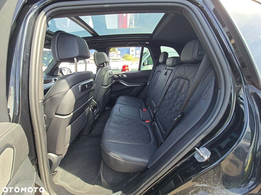 BMW X5 xDrive40i - 10