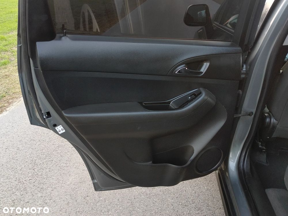 Chevrolet Orlando 1.8 LS - 28