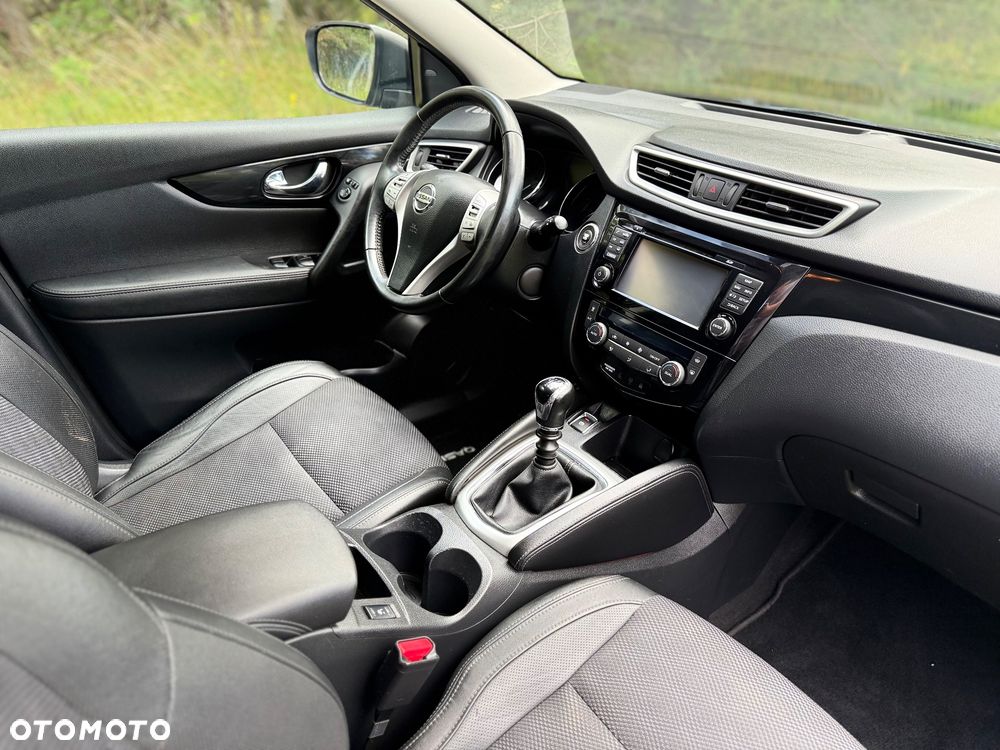 Nissan Qashqai 1.2 DIG-T N-Vision - 20