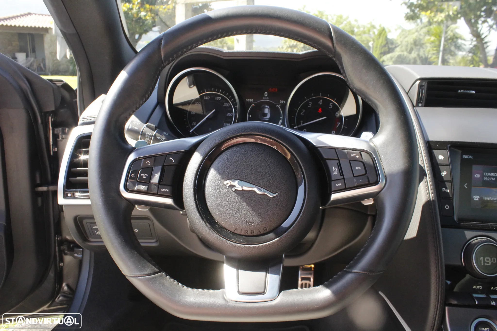 Jaguar F-Type 2.0 i4 R-Dynamic - 30