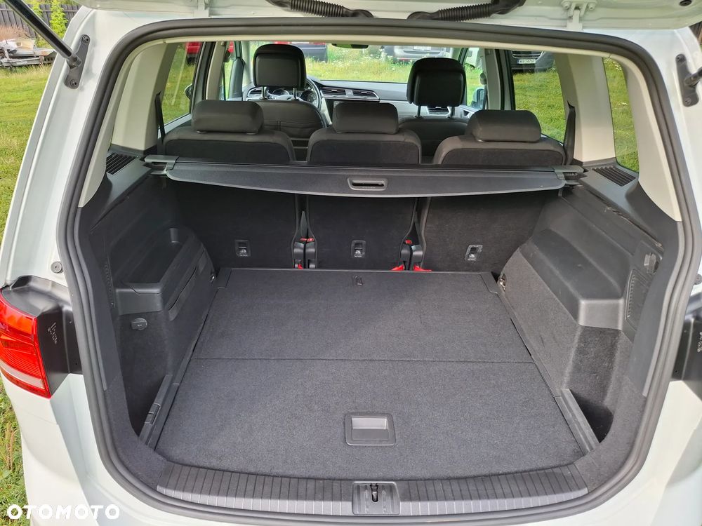 Volkswagen Touran 1.5 TSI EVO Comfortline DSG - 24