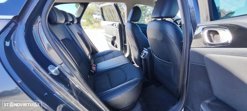 Kia Ceed SW 1.0 T-GDI TX - 15