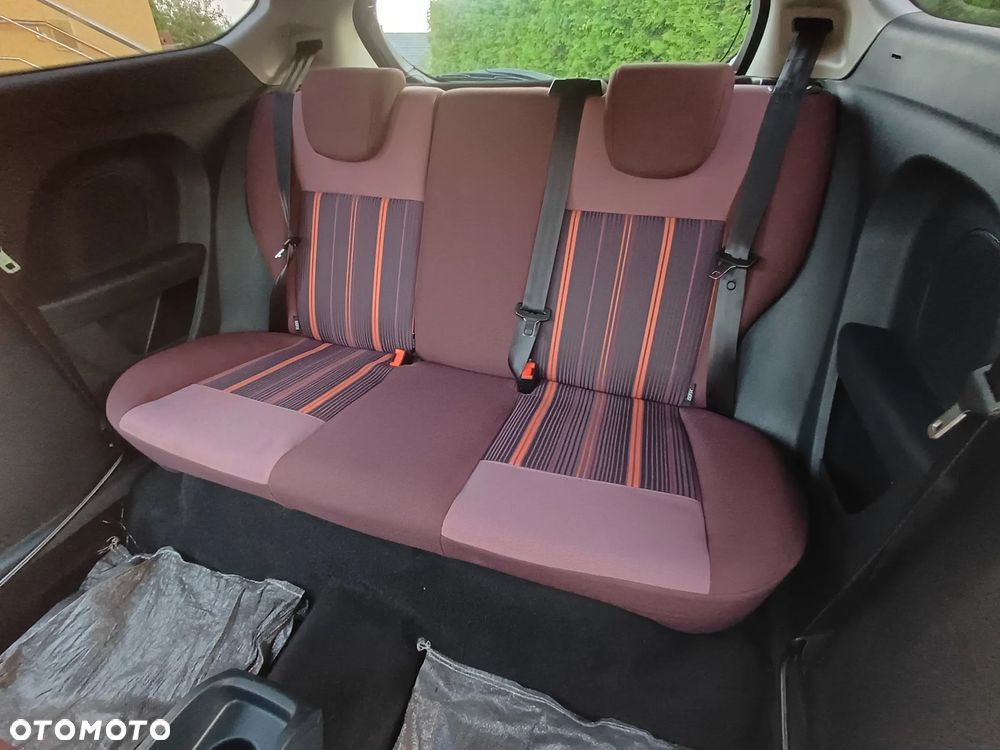 Ford Fiesta 1.25 Gold X - 31