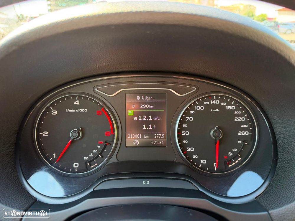 Audi A3 Sportback 2.0 TDI S-line - 28