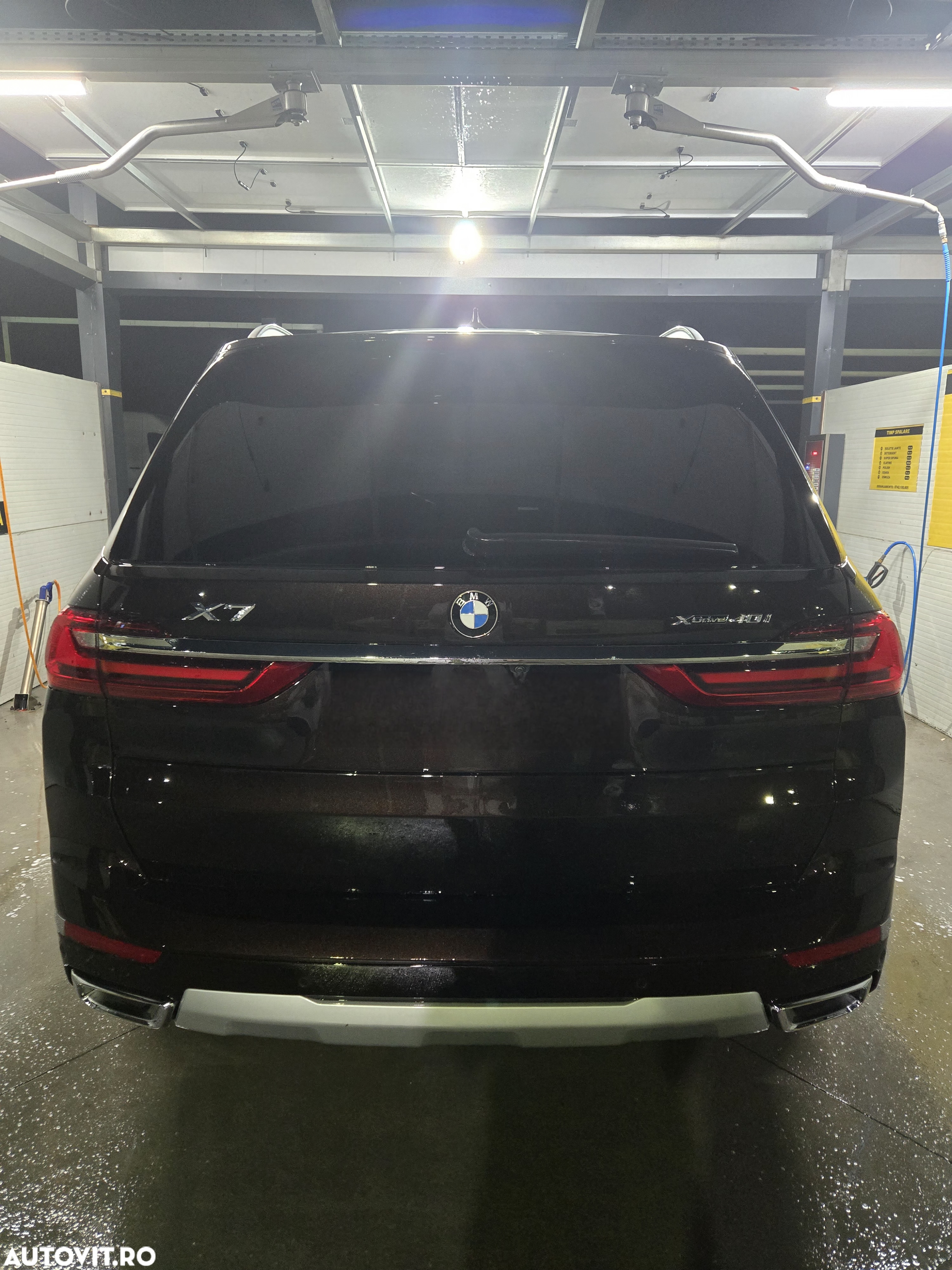 BMW X7 xDrive40i MHEV - 19