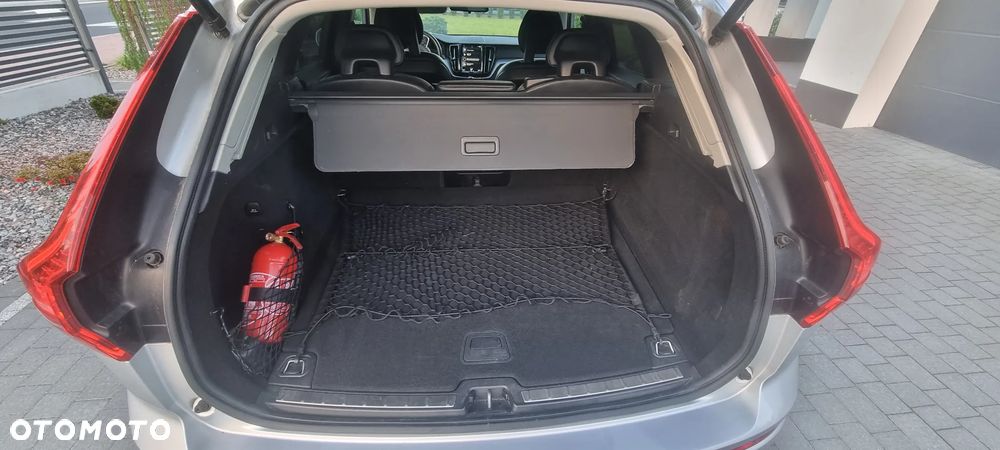 Volvo XC 60 D4 AWD Geartronic Momentum - 16
