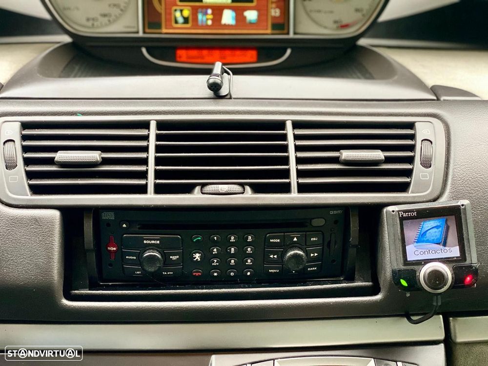 Peugeot 807 2.2 HDi Pullman - 20