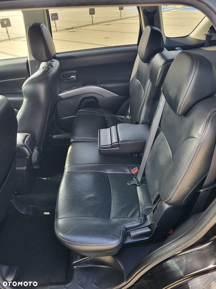 Mitsubishi Outlander 2.2 DID Instyle - 13