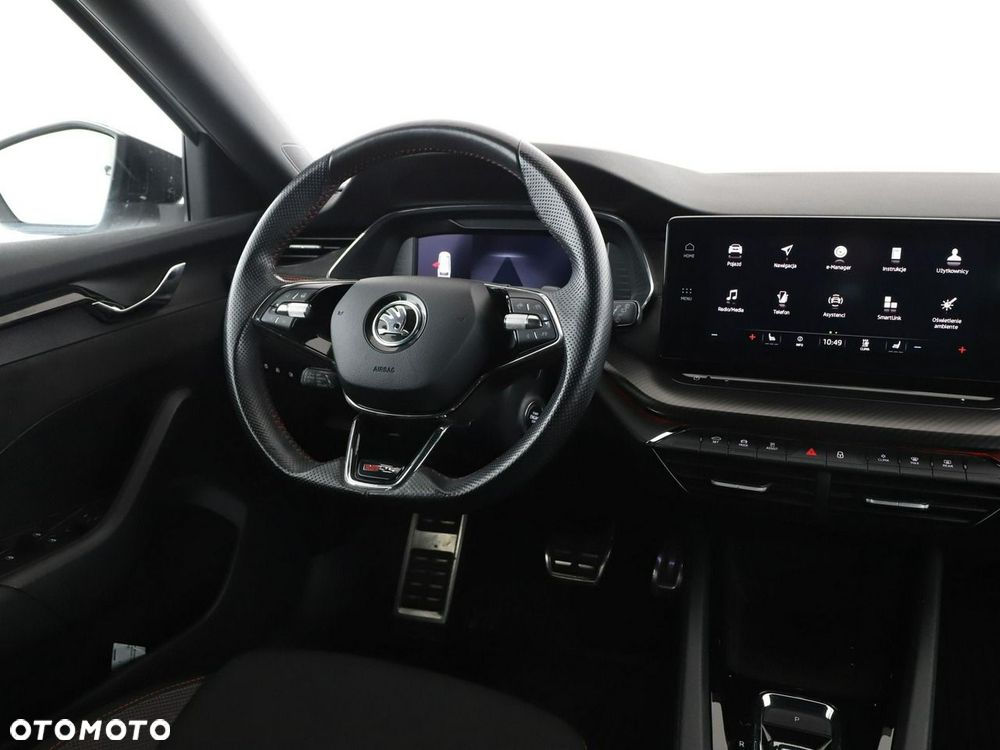 Skoda Octavia 1.4 TSI DSG RS First Edition - 18
