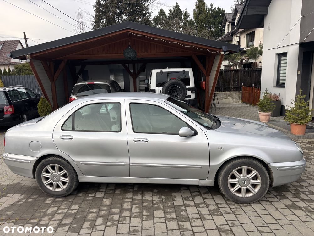 Lancia Lybra - 7