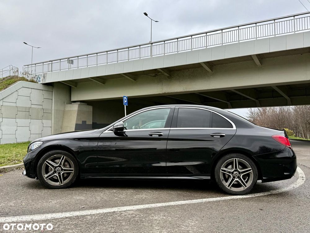 Mercedes-Benz Klasa C 200 4Matic 9G-TRONIC - 16