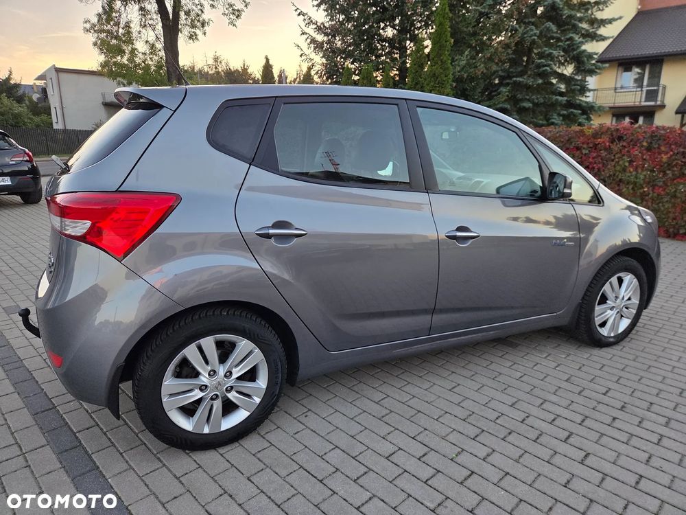 Hyundai Ix20 2014 photo 4
