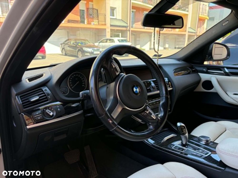 BMW X4 xDrive20i xLine - 24