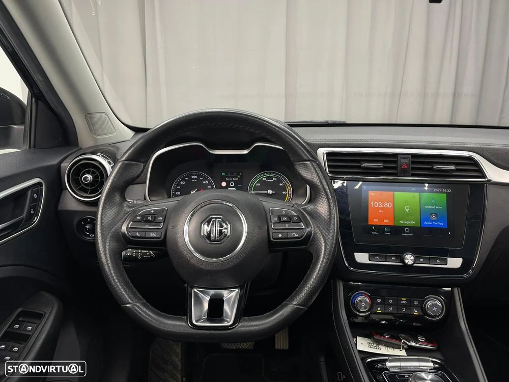 MG ZS EV 44.5 kWh Luxury - 12