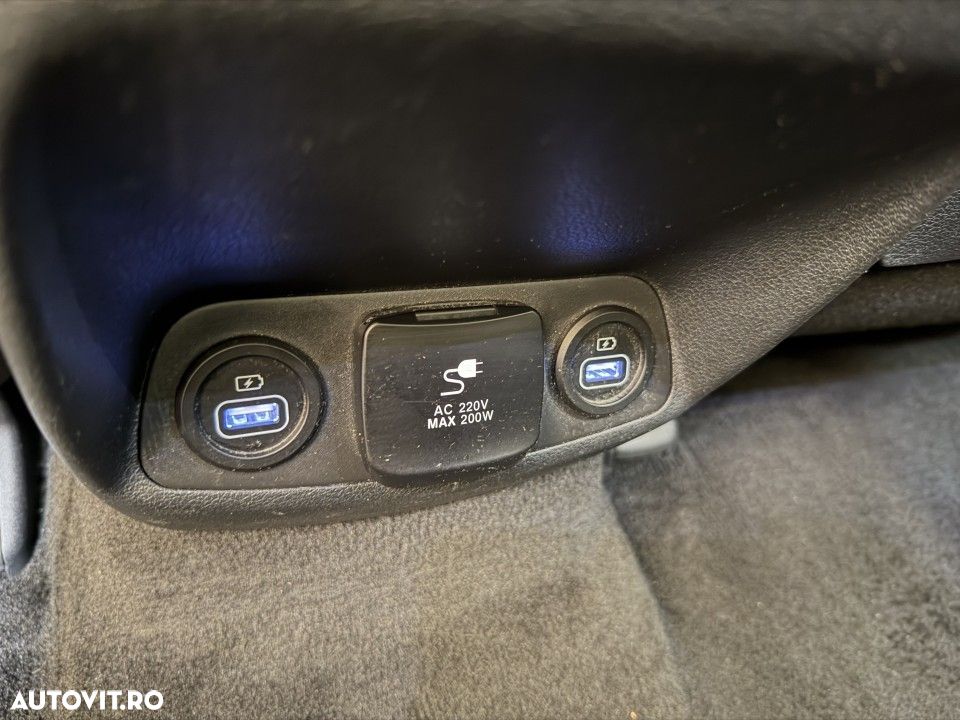 Hyundai Santa Fe - 16