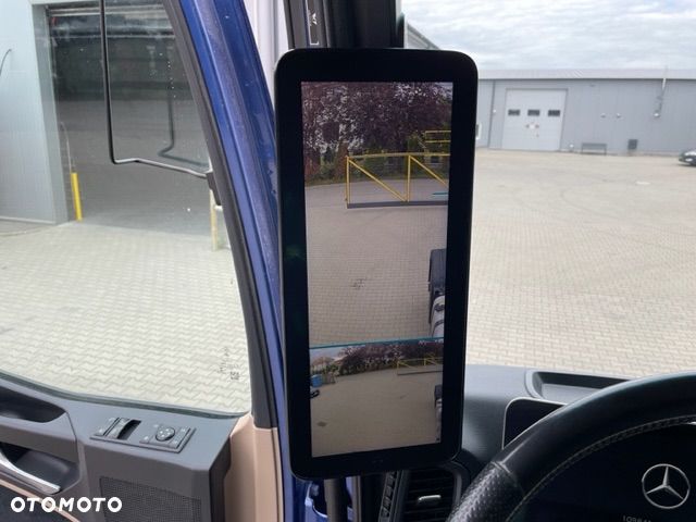 Mercedes-Benz Actros - 17