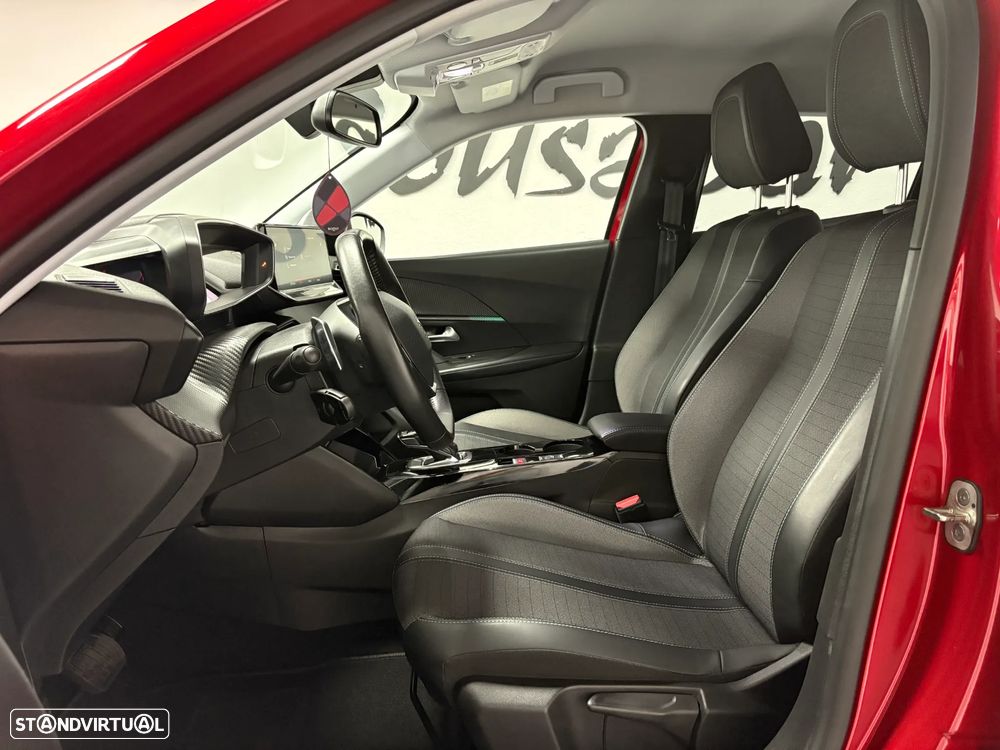 Peugeot 2008 1.2 PureTech Allure EAT8 - 11