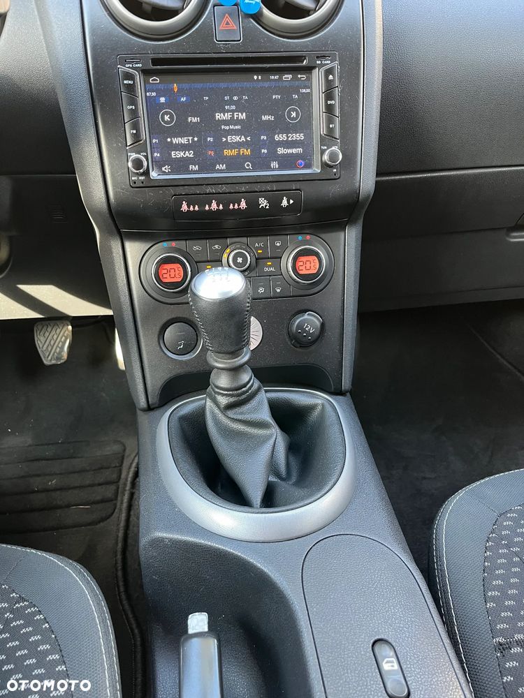 Nissan Qashqai 2.0 dCi DPF acenta - 13