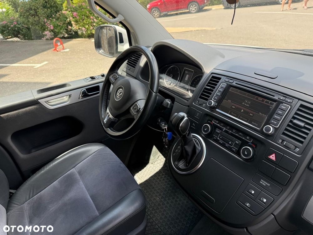 Volkswagen Multivan - 14