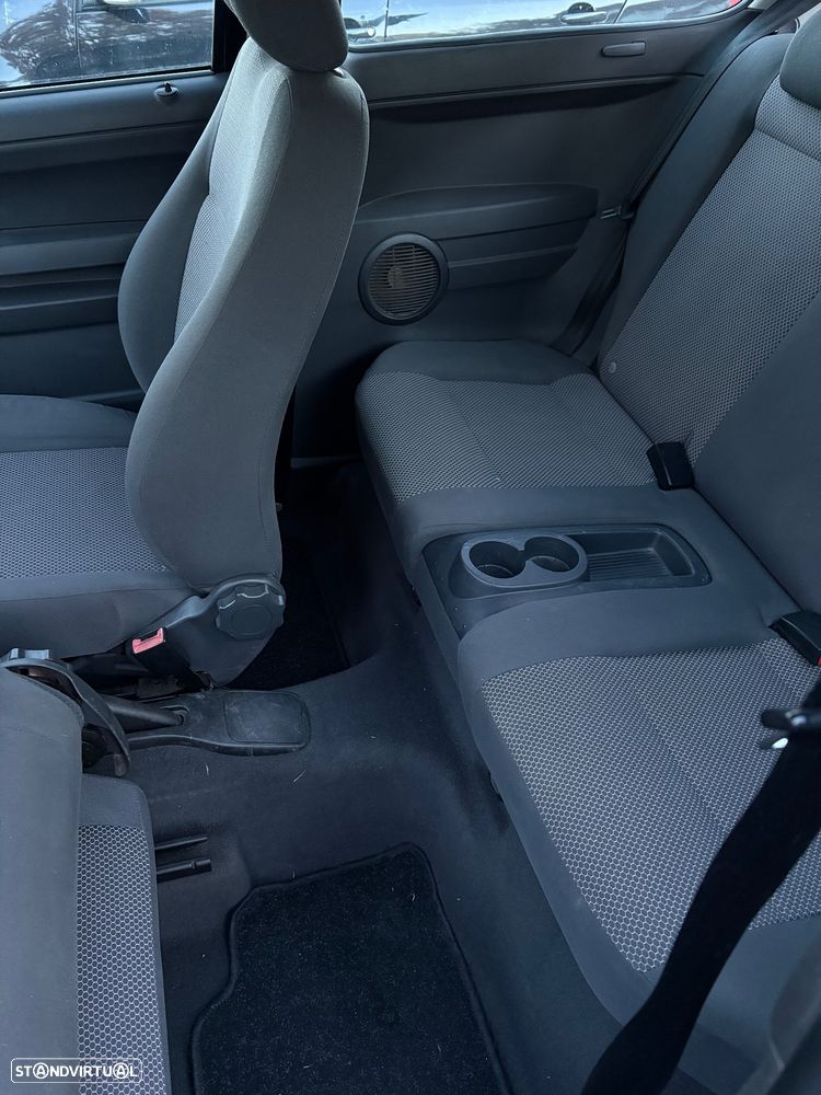 VW Fox 1.2 T.Liso - 7