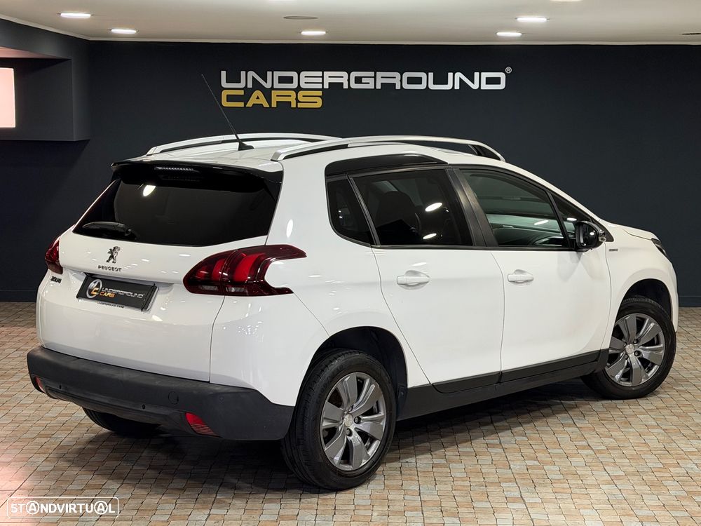 Peugeot 2008 1.2 PureTech Style - 7