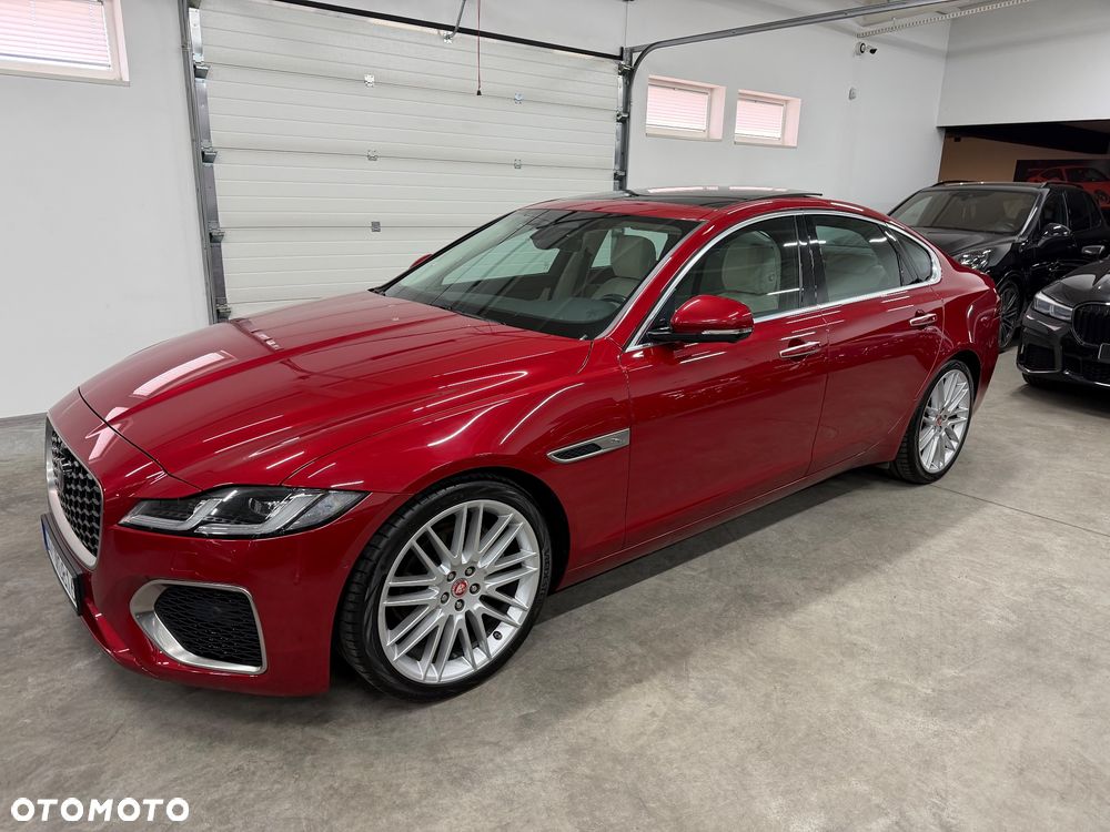 Jaguar XF 2.0 D200 mHEV AWD R-Dynamic SE