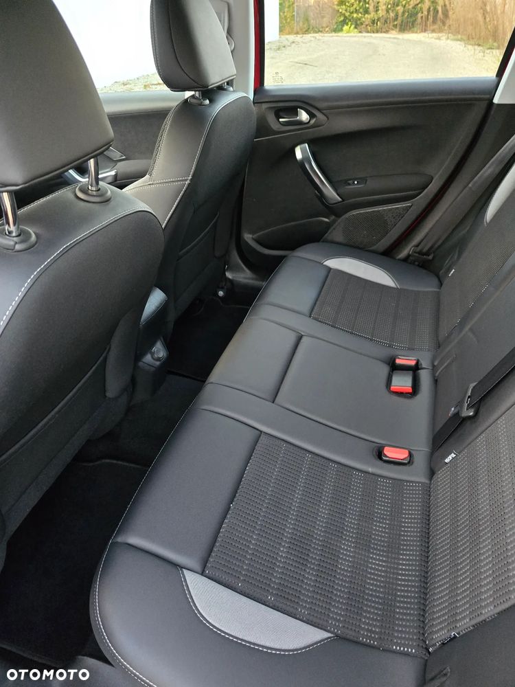 Peugeot 2008 PureTech 110 GPF Stop&Start EAT6 Active - 6