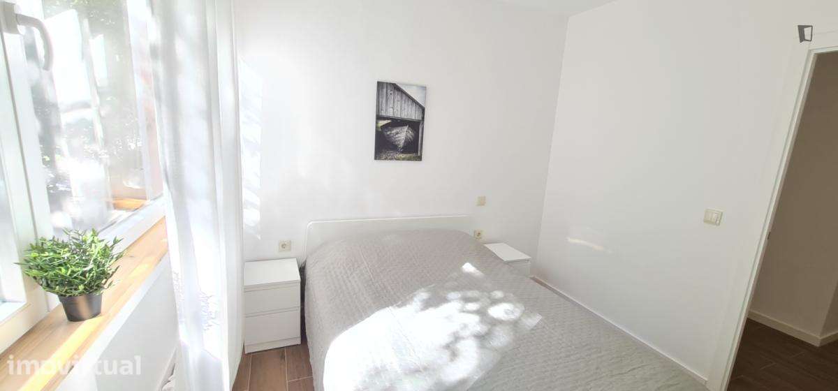 Apartamento com 1 quartos - localizado em Santo Ildefonso Porto - Grande imagem: 2/11