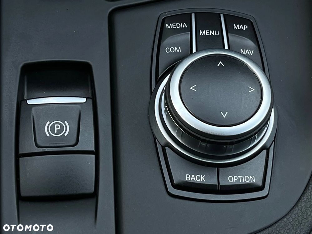BMW X1 xDrive25e Advantage - 26
