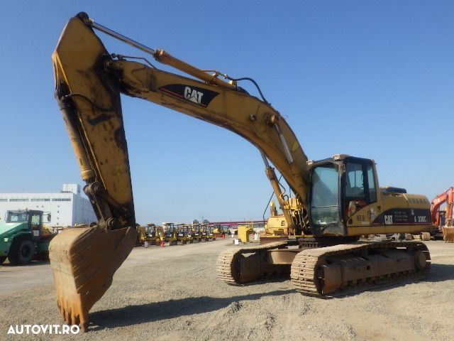 Dezmembrare utilaj de constructii CATERPILLAR 330C - 1