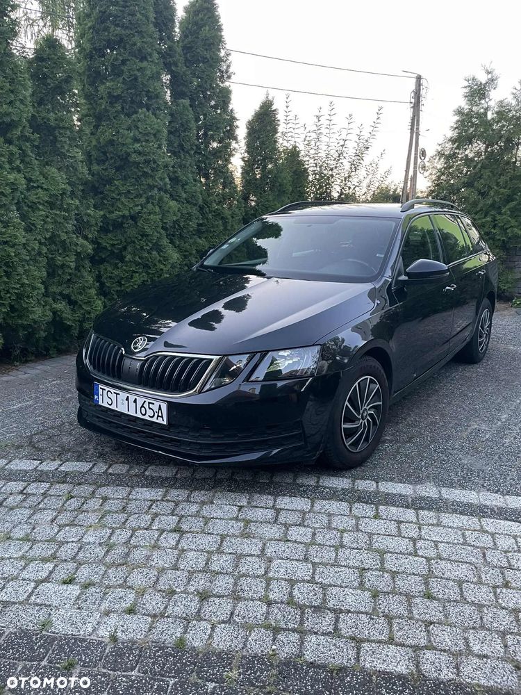 Skoda Octavia Combi 1.6 TDI Active - 1