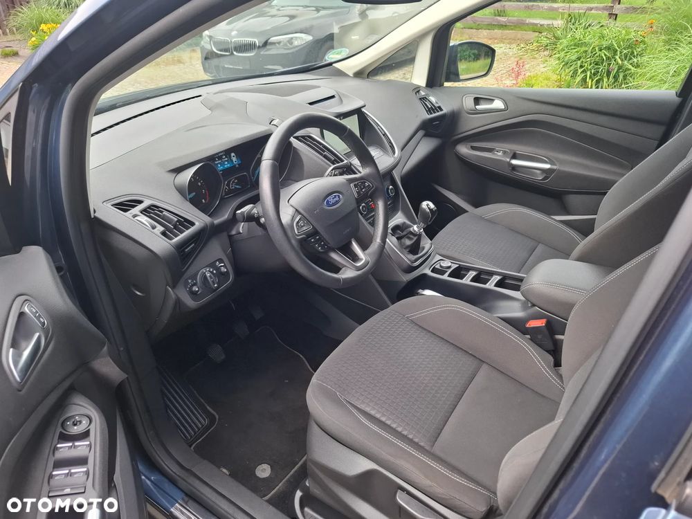 Ford C-MAX - 16